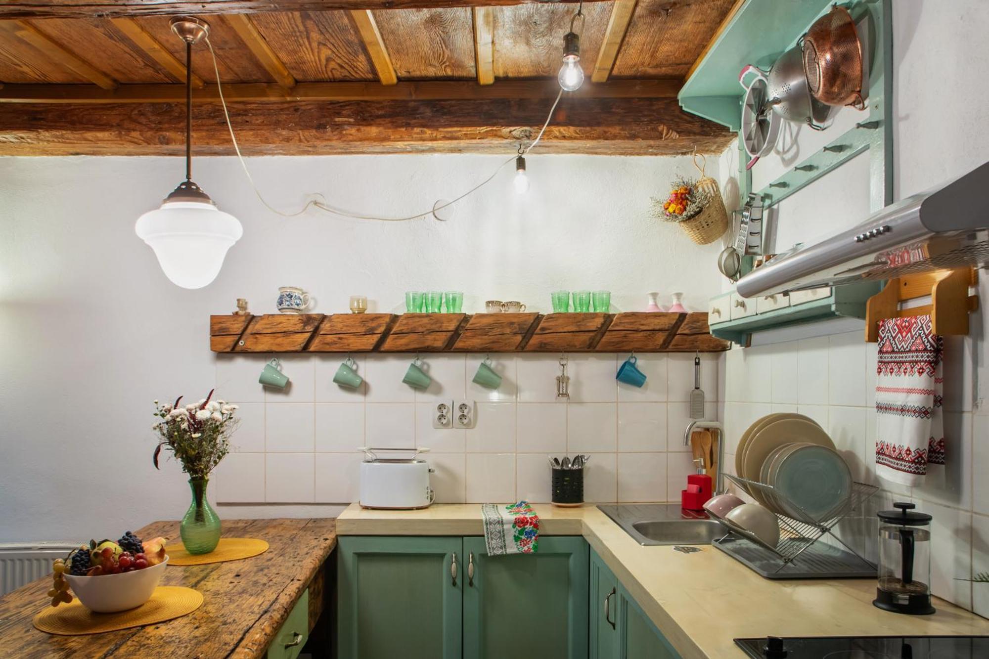 Bike House - 250-Year-Old Restored House In A Quiet Area ブラショフ エクステリア 写真
