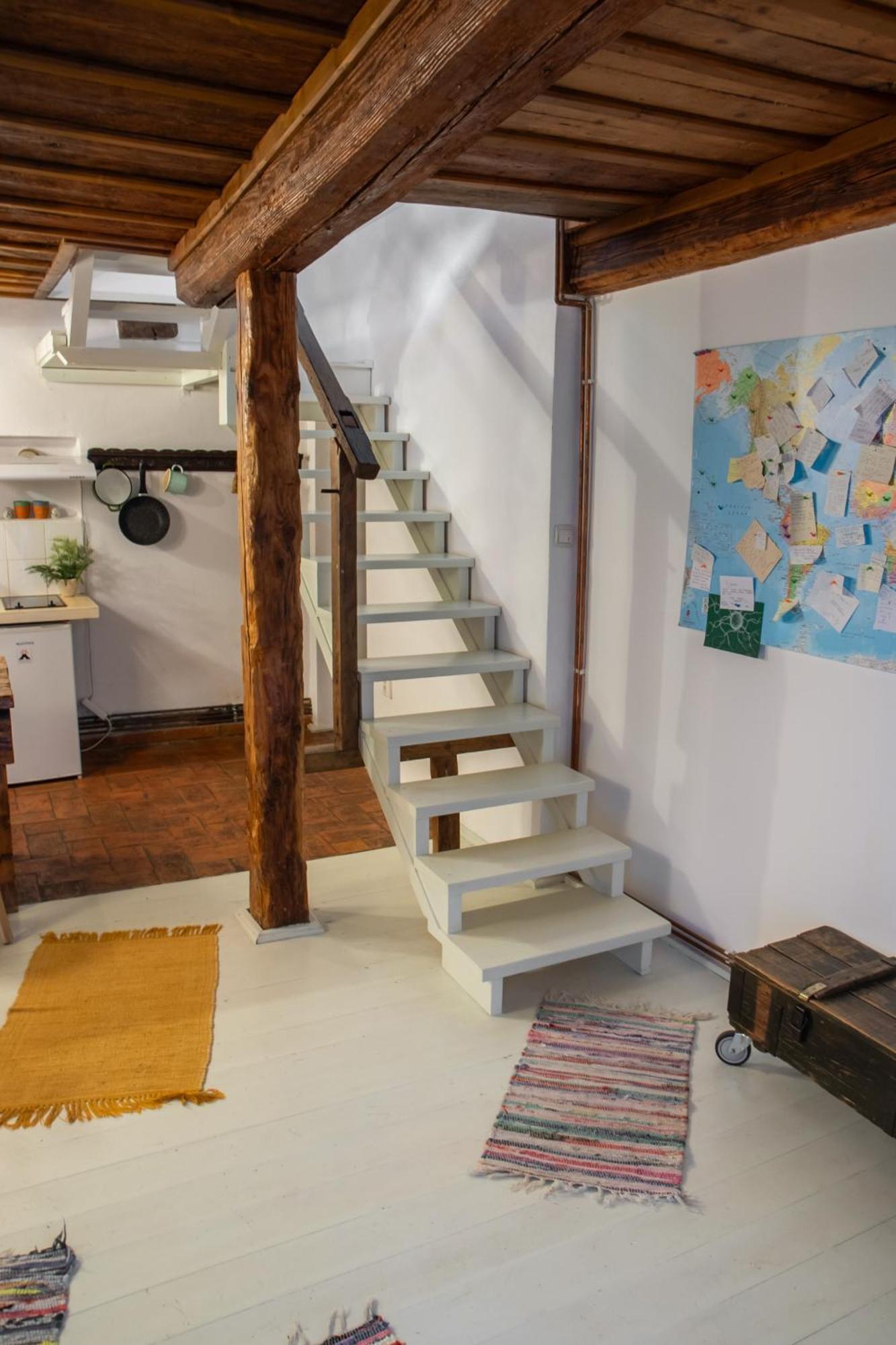 Bike House - 250-Year-Old Restored House In A Quiet Area ブラショフ エクステリア 写真