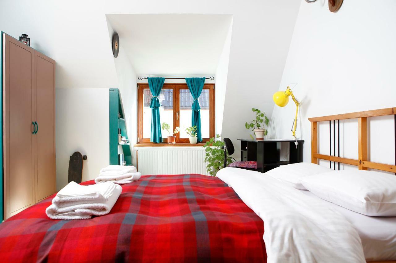Bike House - 250-Year-Old Restored House In A Quiet Area ブラショフ エクステリア 写真
