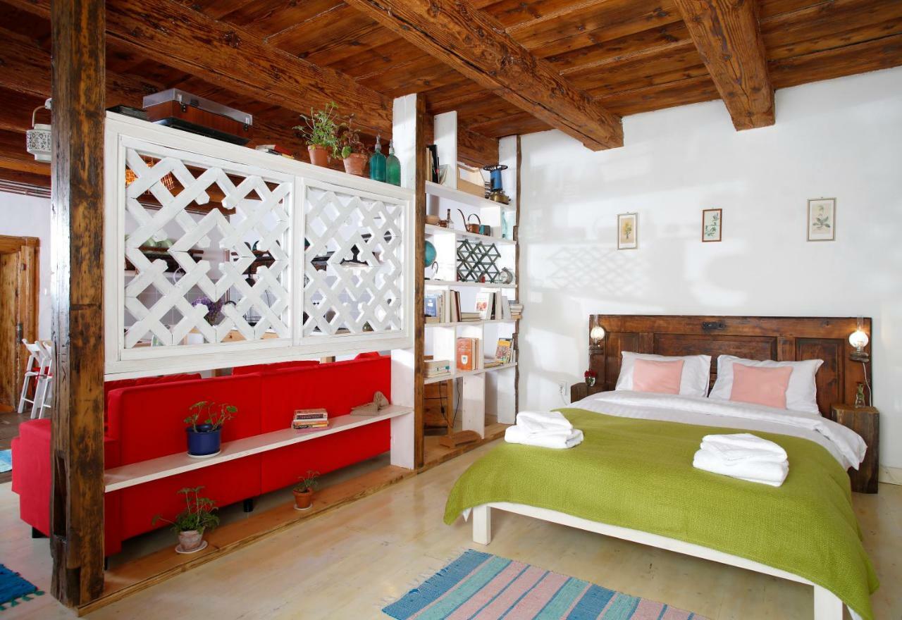 Bike House - 250-Year-Old Restored House In A Quiet Area ブラショフ エクステリア 写真